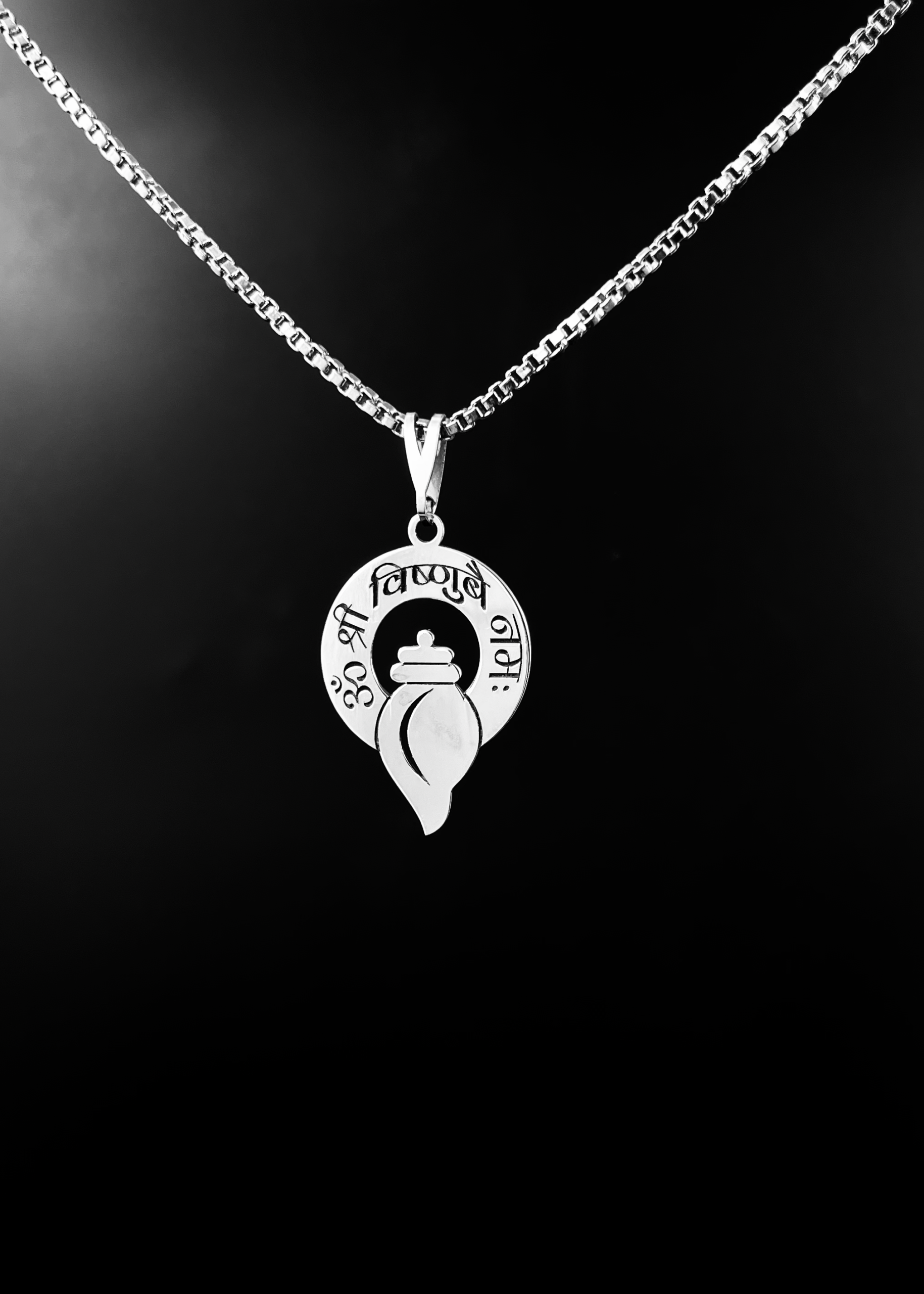 Vishnube Namah Pendant - Image 2